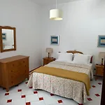 Do Vau - Vau Janelas Azuis Apartment *