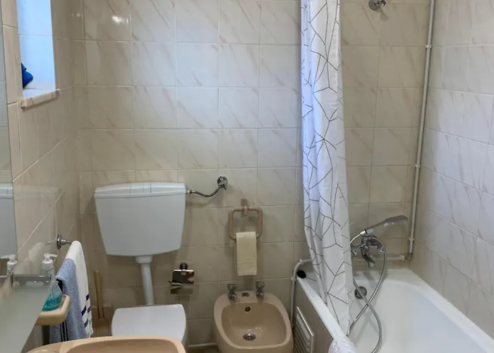 Do Vau - Vau Janelas Azuis * Портиман