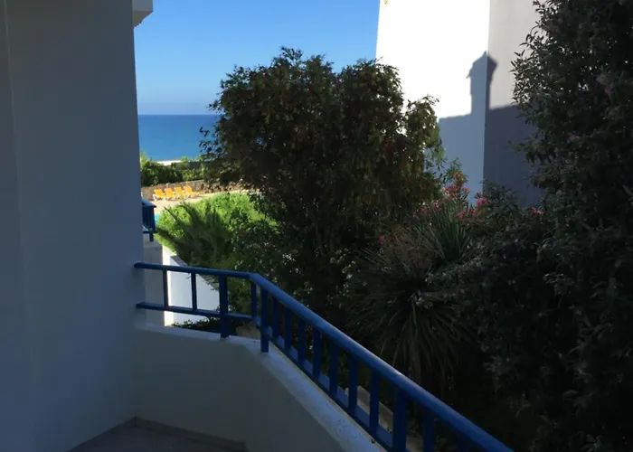 Do Vau - Vau Janelas Azuis Апартаменты